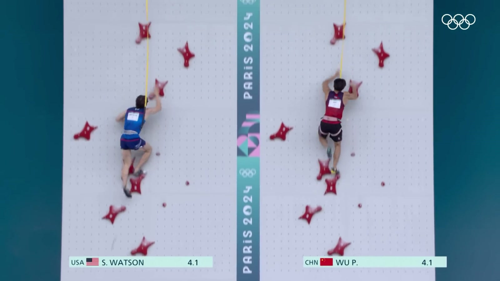 Sam Watson en pleine course lors d'une finale olympique d'escalade de vitesse
